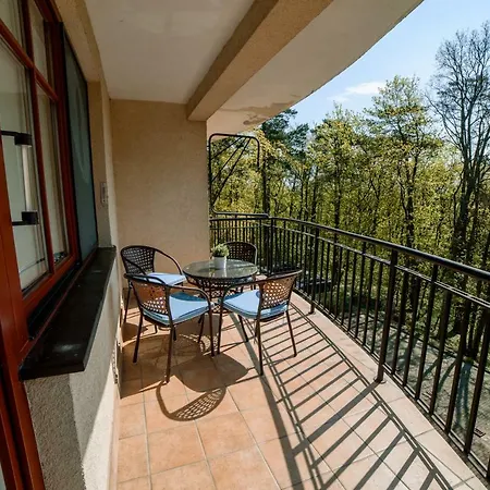 Apartament ,,Cesarski Dwor” Krynica Morska Exterior foto